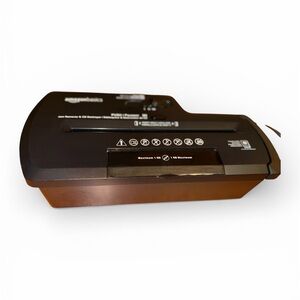 AmazonBasics Black Paper Shredder